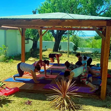 Alojamento de Acomodação e Pequeno-almoço Bela Vista Retreat Yoga & Wellness *